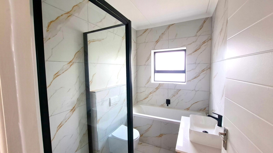 3 Bedroom Property for Sale in Sandown Western Cape